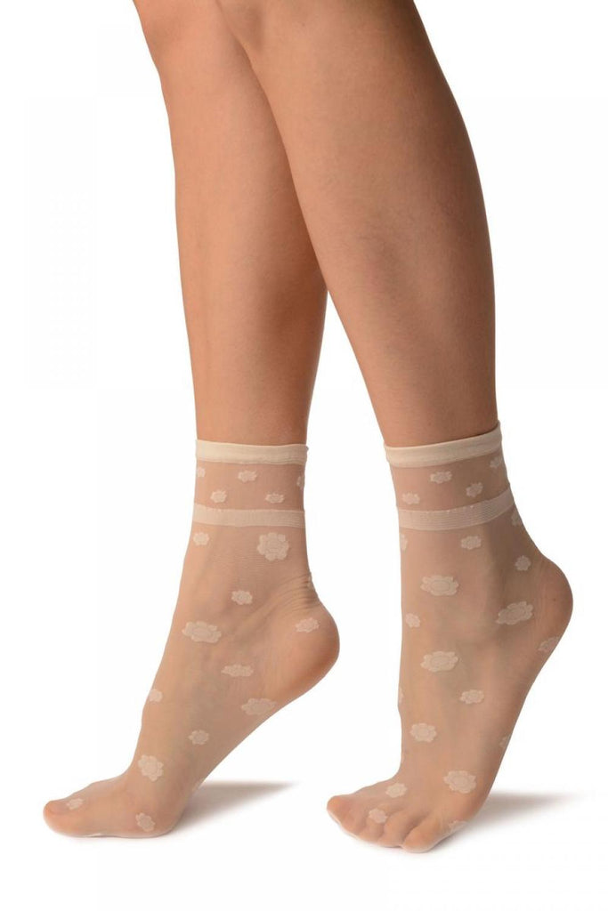 Liss Kiss Cream Camomile Flowers Ankle High Socks - Socks