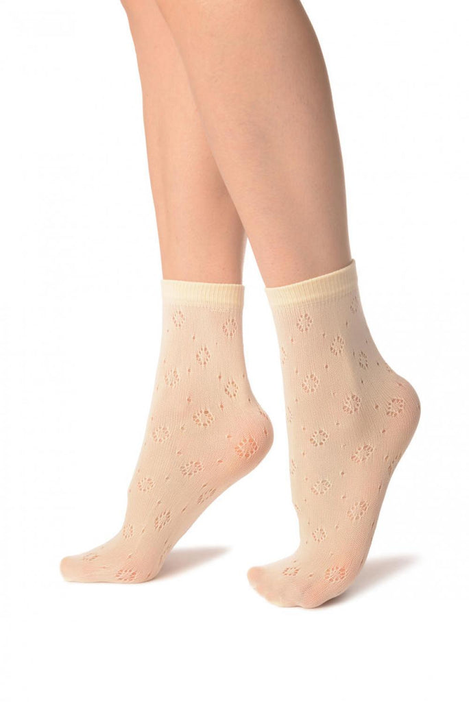 Liss Kiss Cream Crochet Rombs Ankle High Socks - Socks