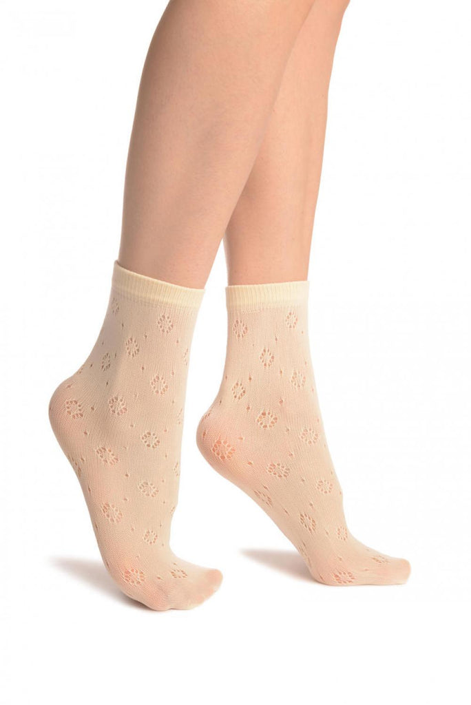 Liss Kiss Cream Crochet Rombs Ankle High Socks - Socks