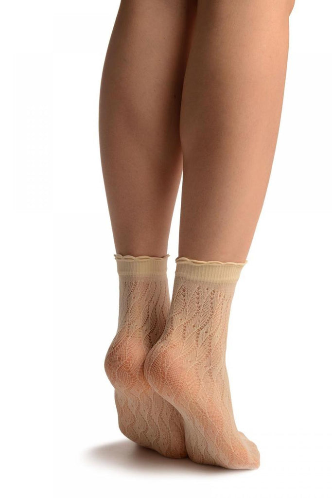 Liss Kiss Cream Crochet Waves Lace Top Ankle High Socks - Socks