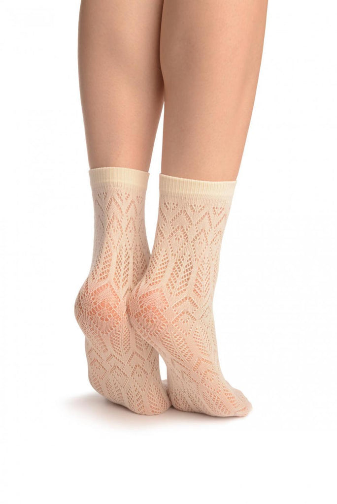 Liss Kiss Cream Geometrical Crochet Lace Ankle High Socks - Socks