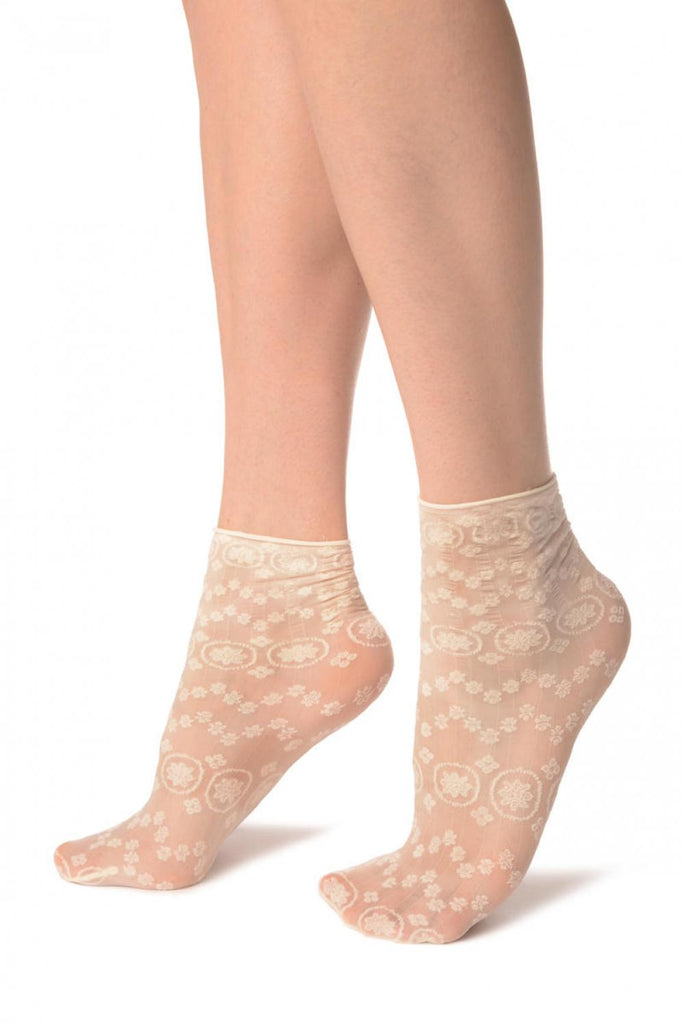 Liss Kiss Cream Water Lilly With Comfortable Top Ankle High Socks - Socks