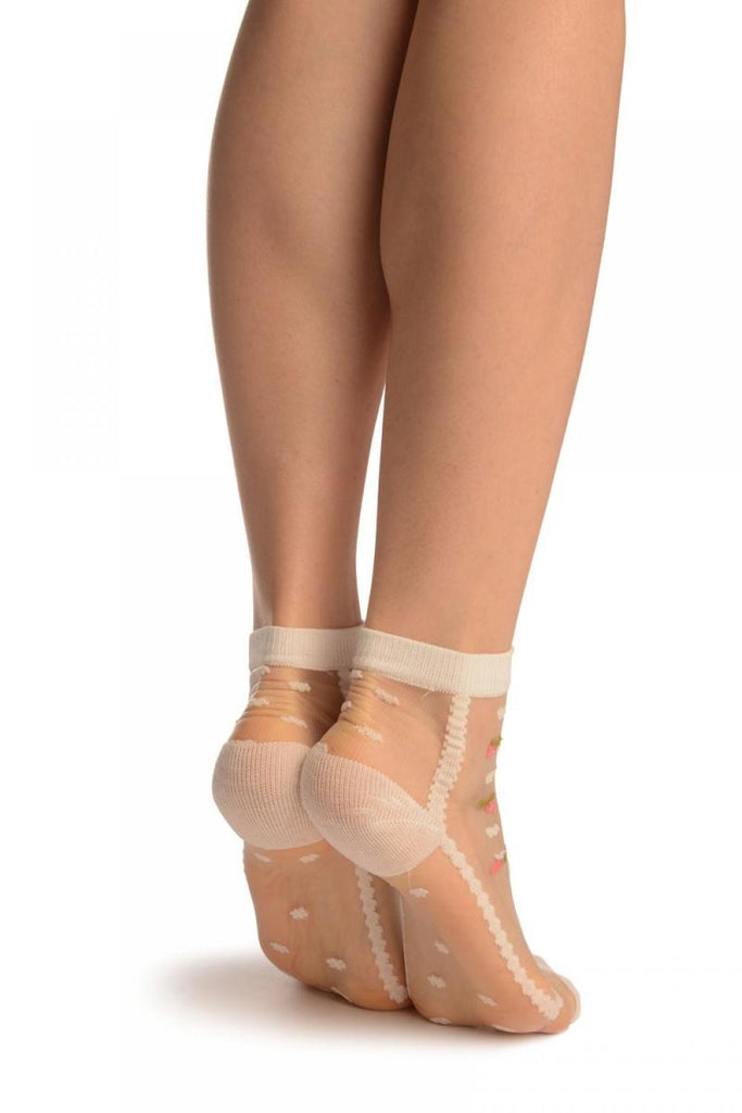 Liss Kiss Cream With Little Woven Flowers On Invisible Mesh Ankle High Socks - Socks