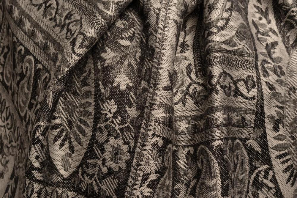 Liss Kiss Dots On Grey & Black Pashmina Feel With Tassels - Scarf