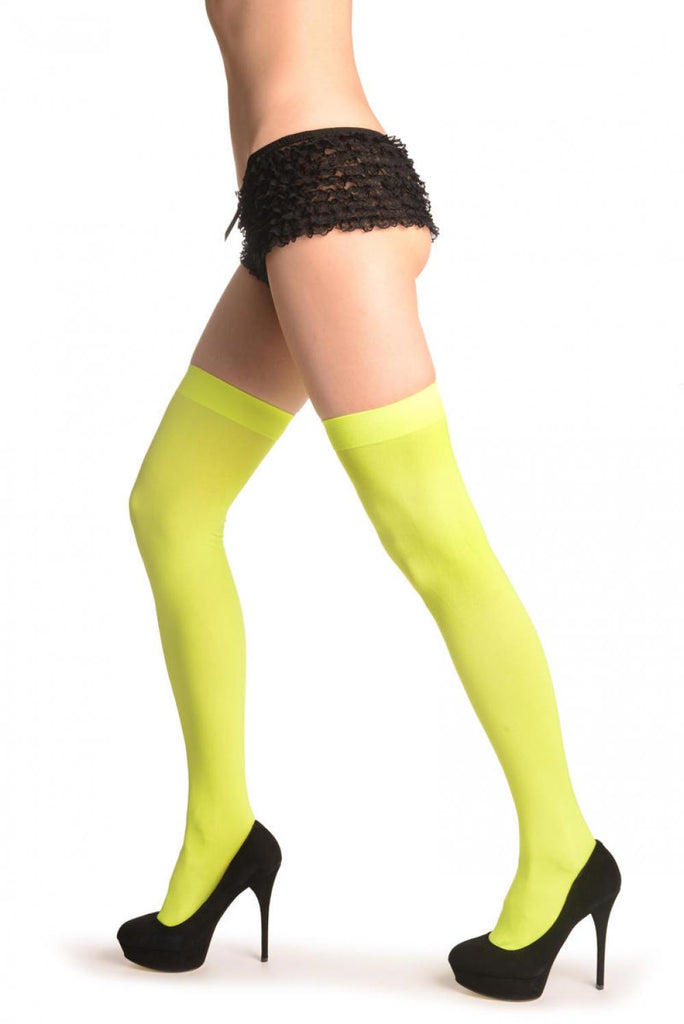 Liss Kiss Fluorescent Green Plain Opaque 40 Den - Hold Ups