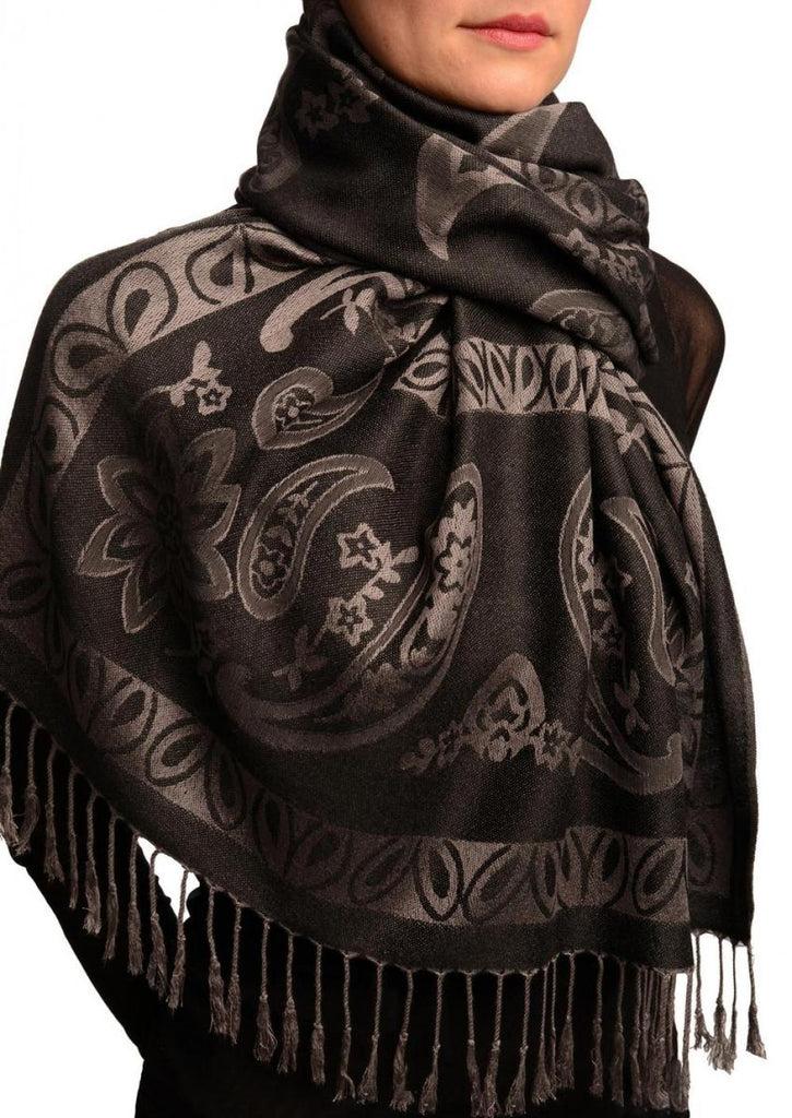 Liss Kiss Frames And Paisleys On Black Pashmina Feel With Tassels - Scarf