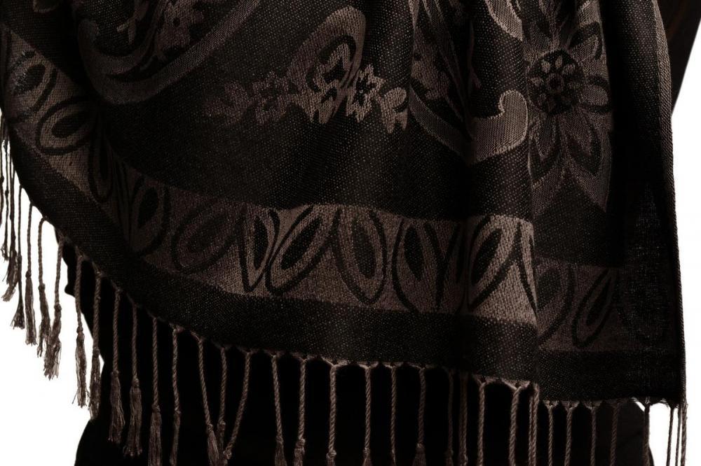 Liss Kiss Frames And Paisleys On Black Pashmina Feel With Tassels - Scarf