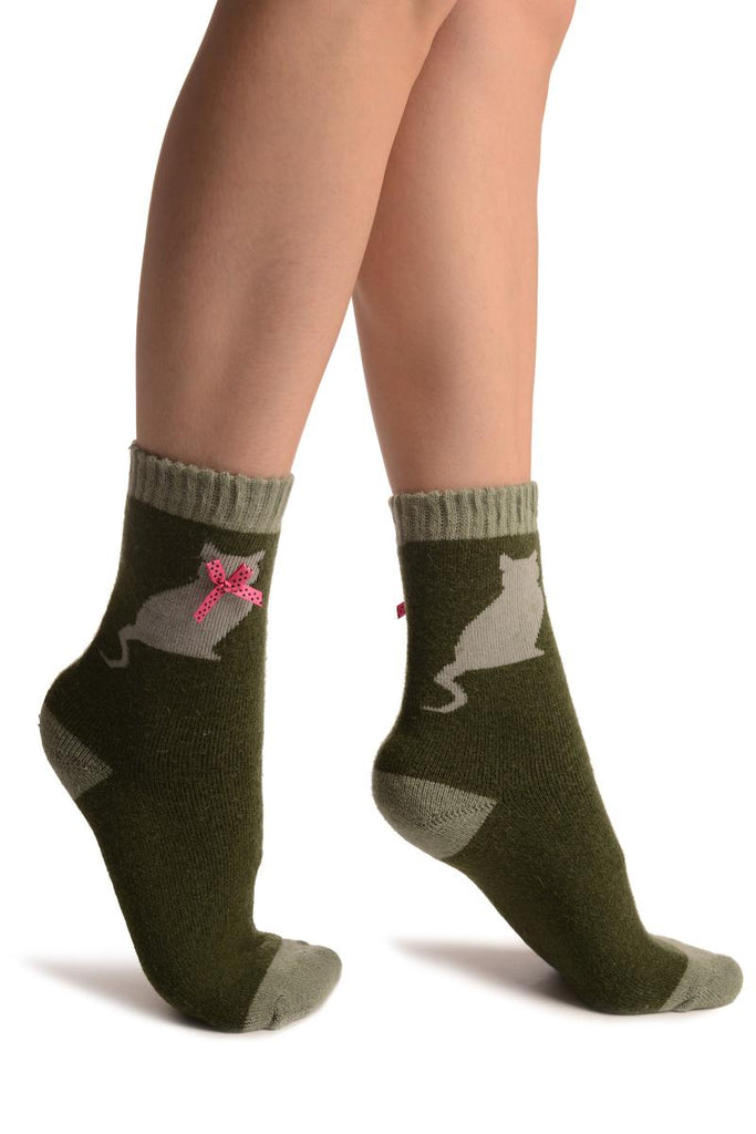 liss kiss Green With Cute Cat & Satin Bow Angora Ankle High Socks - Socks
