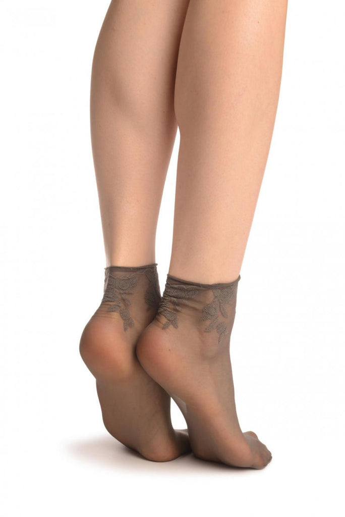 Liss Kiss Grey Chrysanthemum Flowers With Comfortable Top Ankle High Sock - Socks