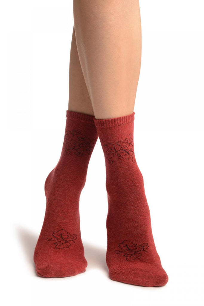 liss kiss Hedera Leaves On Red Ankle High Socks - Socks
