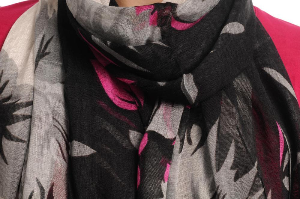 Liss Kiss Large Grey & Pink Roses And Sunflowers On Black With Tassels - Scarf