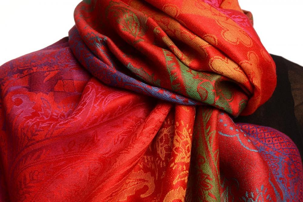 Liss Kiss Large Ombre Paisley & Diamond On Red Pashmina With Tassels - Scarf