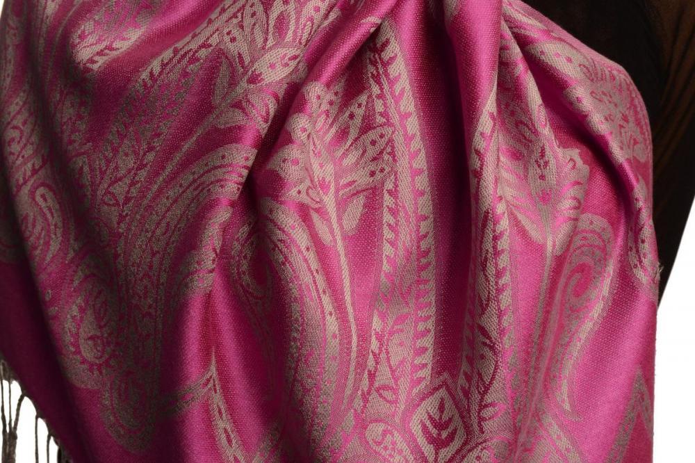 Liss Kiss Large Paisley On Pink Pashmina With Tassels - Scarf