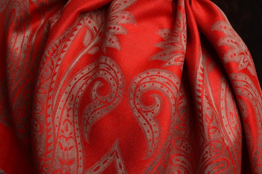 Liss Kiss Large Paisley On Red Pashmina With Tassels - Scarf