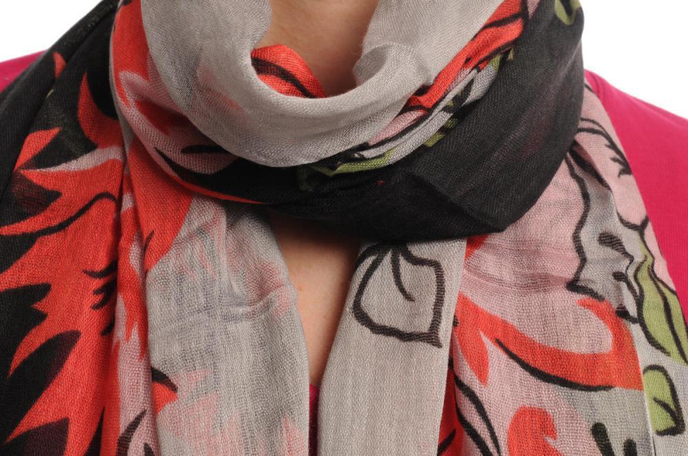 Liss Kiss Large Pink & Red Roses And Sunflowers On Light Grey With Tassels - Scarf