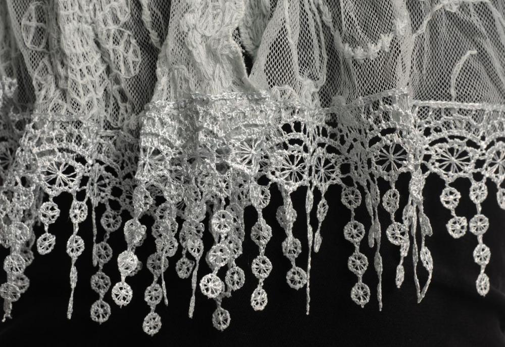 Liss Kiss Light Grey Vintage Lace With Flowers - Scarf