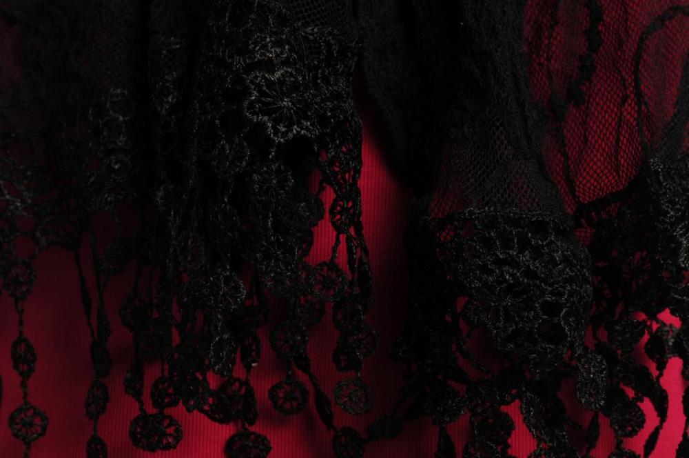 Liss Kiss Black Vintage Lace With Flowers - Scarf