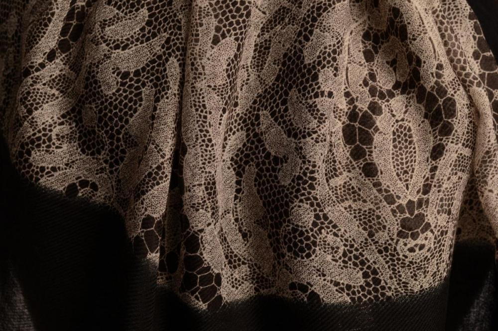 Liss Kiss Large Lace & Leopard Print On Black - Scarf