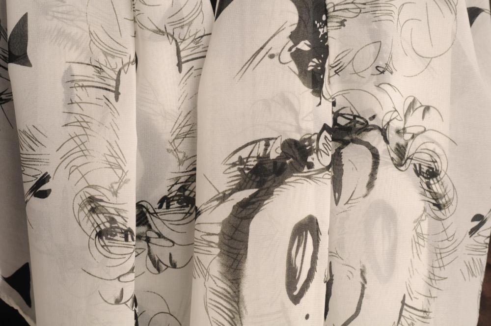 Liss Kiss Marilyn Monroe On White - Scarf