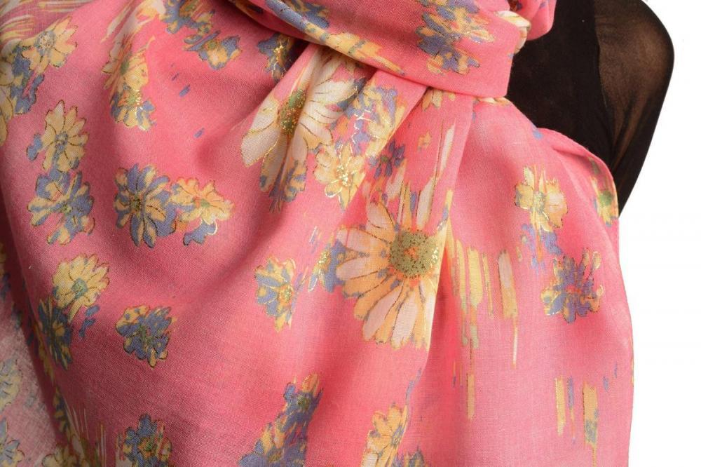 Liss Kiss Pink With Gold Trim Daisies Scarf - Scarf