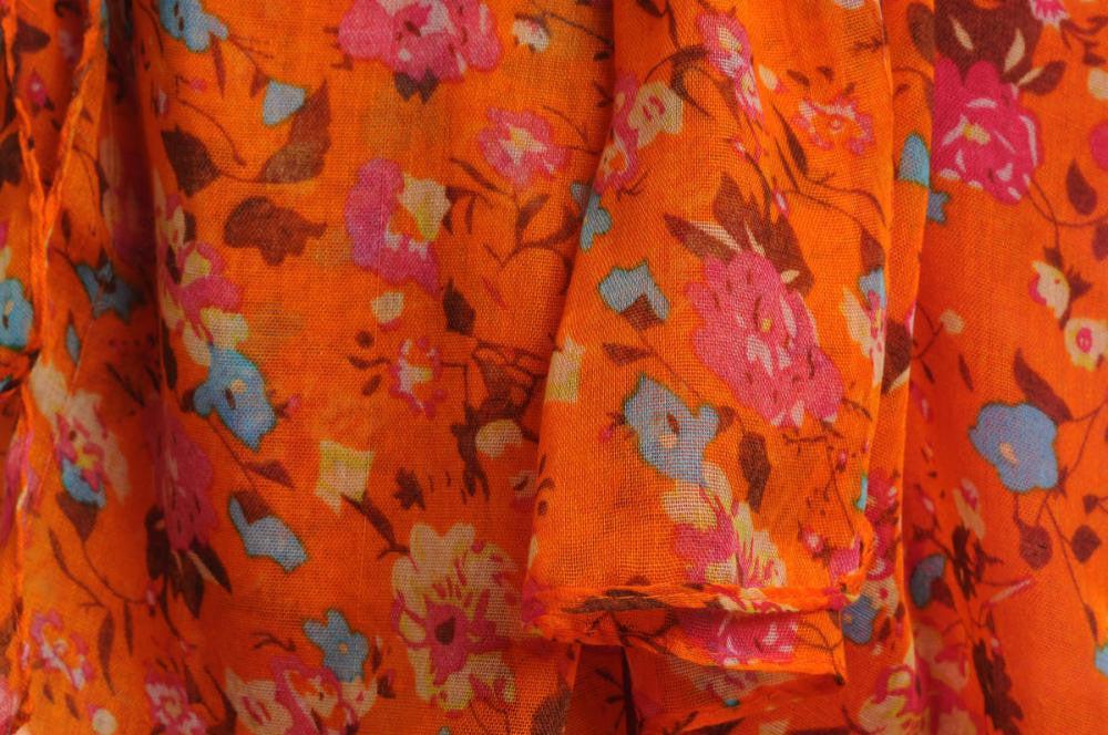Liss Kiss Small Climbing Roses On Orange - Scarf