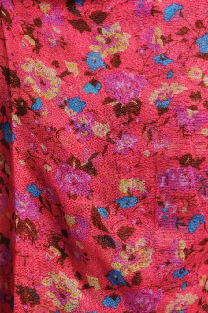 Liss Kiss Small Climbing Roses On Pink - Scarf