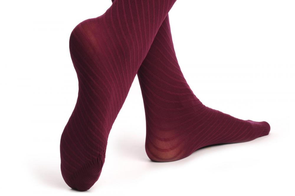Liss Kiss Warm Bordeaux With Thin Stripes - Tights
