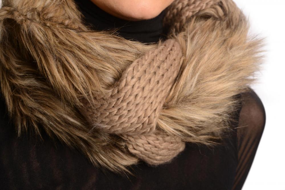 Liss Kiss Mocha Knitted Plait Style Snood With Faux Fur - Snood