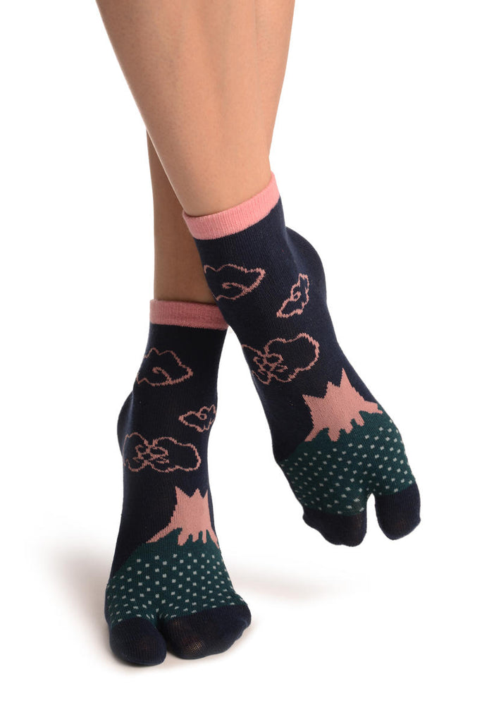 liss kiss Pink Clouds On Dark Blue Japanese Ankle High Socks - Socks