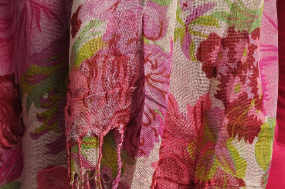 Liss Kiss Pink & Dark Pink Summer Garden Flowers On White - Scarf
