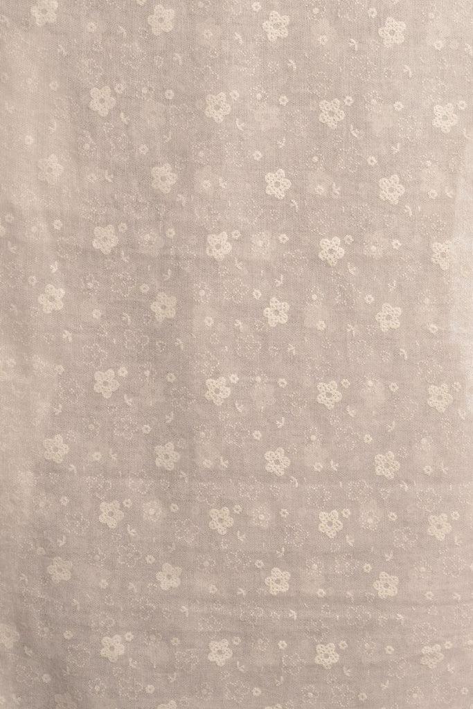 Liss Kiss Printed Daisy Flowers On White Unisex Scarf - Scarf