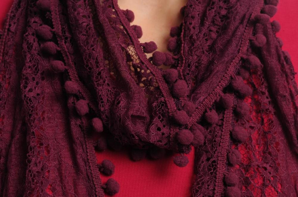 Liss Kiss Purple Vintage Lace With Soft Pearls - Scarf