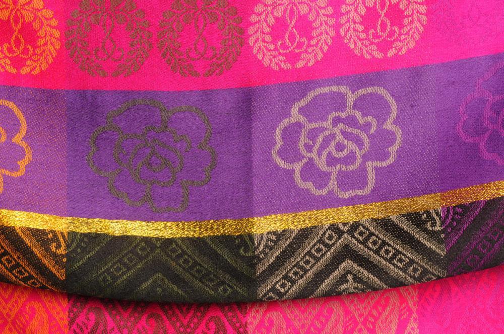 Liss Kiss Reversed Flowers With Gold Lurex On Purple Pashmina With Tassels - Scarf