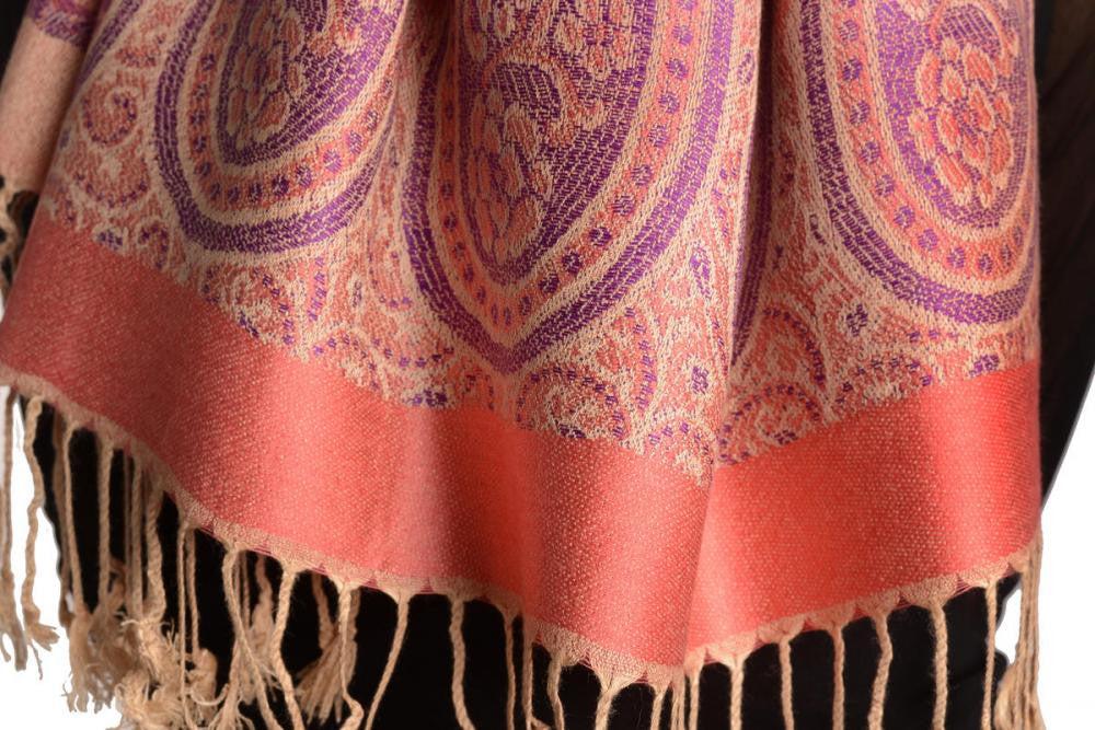 Liss Kiss Reversed Paisley On Coral Pink Pashmina With Tassels - Scarf