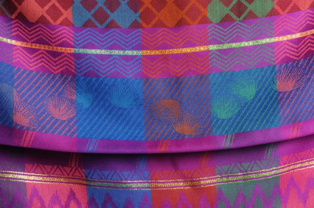 Liss Kiss Reversed Roses On Purple Pashmina With Tassels - Scarf