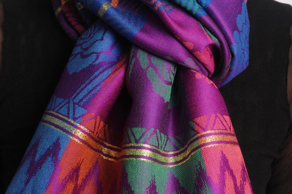 Liss Kiss Reversed Roses On Purple Pashmina With Tassels - Scarf