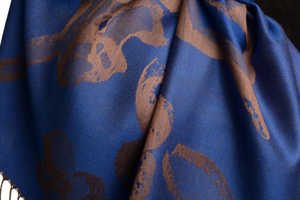 Liss Kiss Roses On Persian Blue Pashmina Feel With Tassels - Scarf