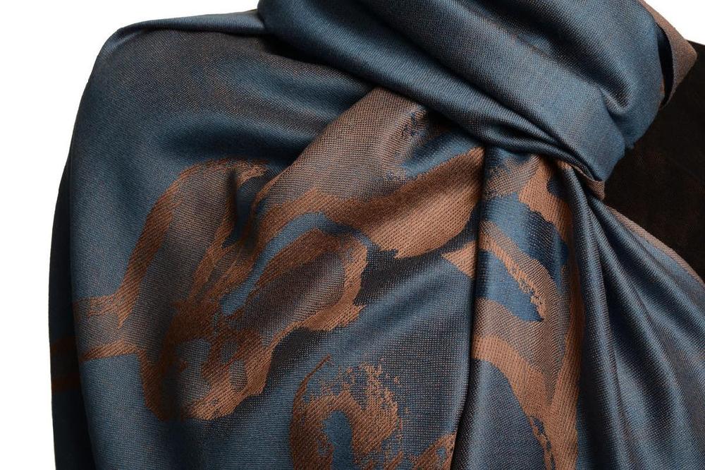 Liss Kiss Roses On Steel Blue Pashmina Feel With Tassels - Scarf