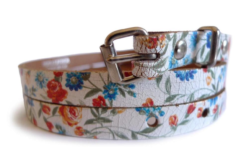 liss kiss Roses On White Real Leather Rustic Look Women Belt - Belt