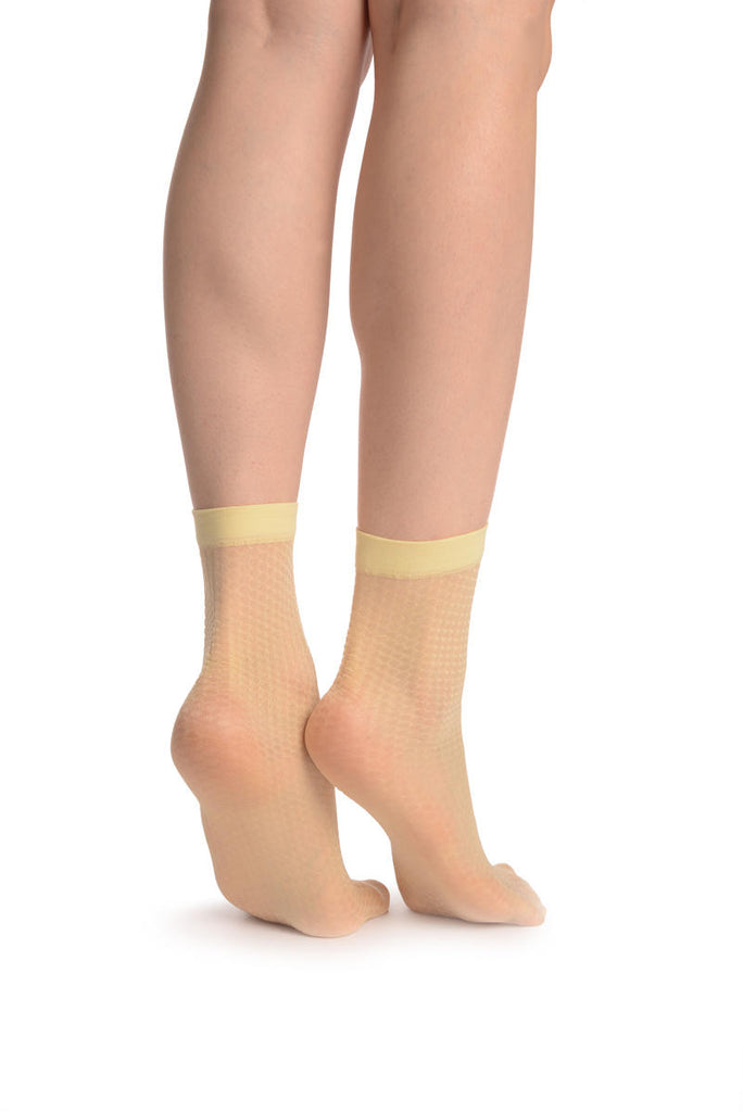 Liss Kiss Silky Yellow Snake Skin 15 Den Socks Ankle High - Socks