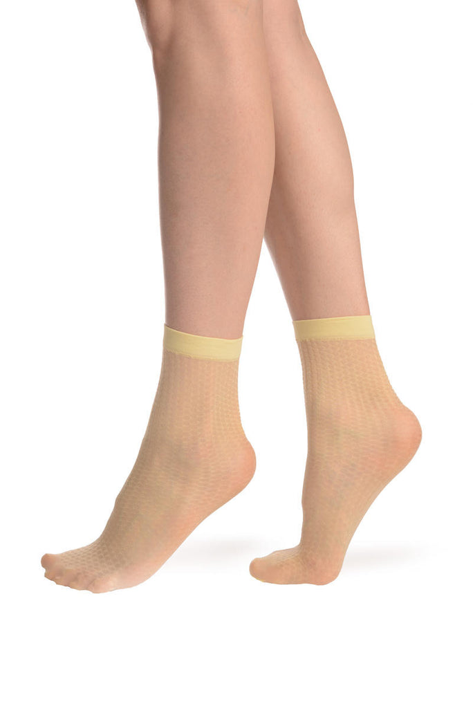 Liss Kiss Silky Yellow Snake Skin 15 Den Socks Ankle High - Socks
