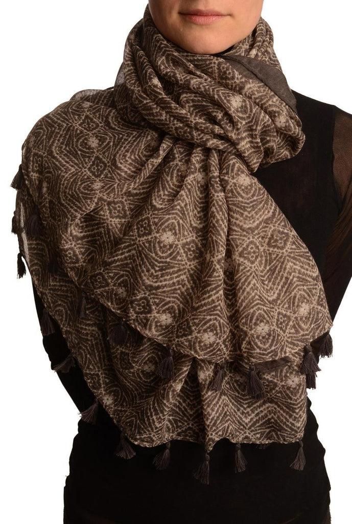 liss kiss Small Geometrical Print On Grey Scarf With Tassels - Scarf