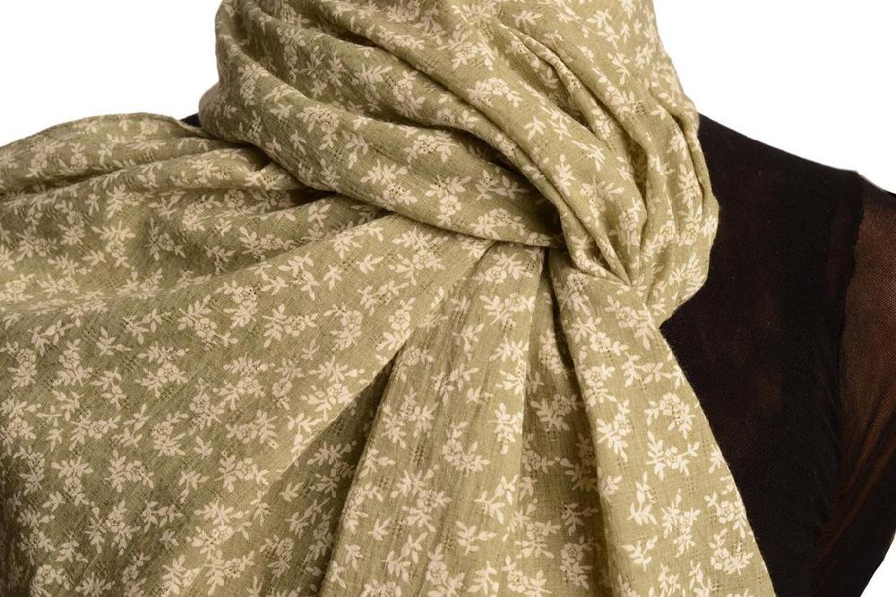 Liss Kiss Small White Flowers On Textured Green Scarf - Scarf