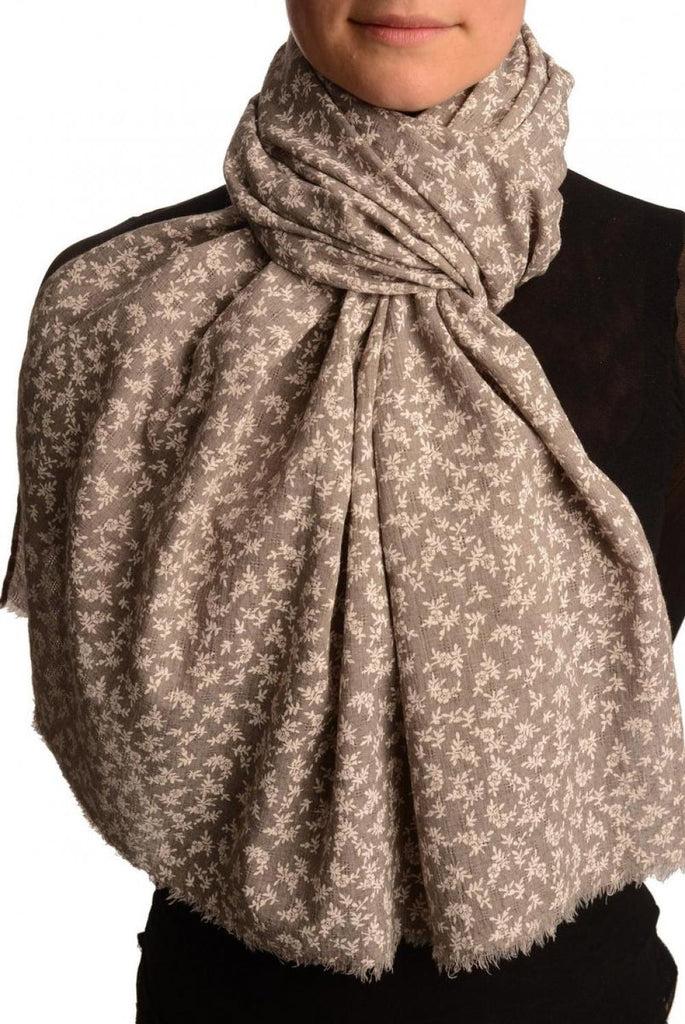 liss kiss Small White Flowers On Textured Grey Scarf - Scarf