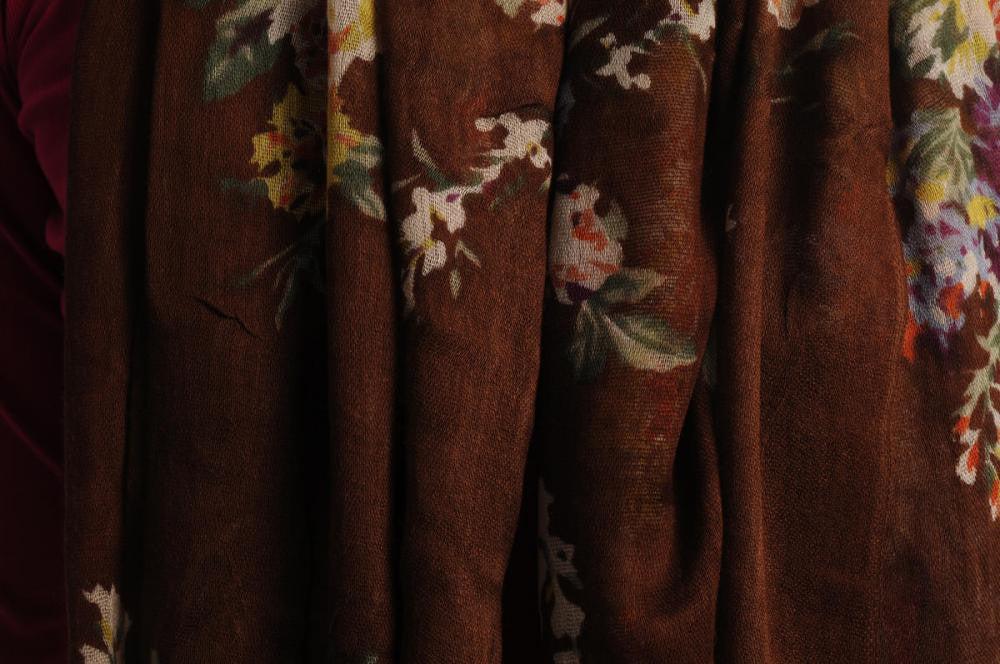 Liss Kiss Vintage Impressionist Flowers With Tassels On Brown - Scarf