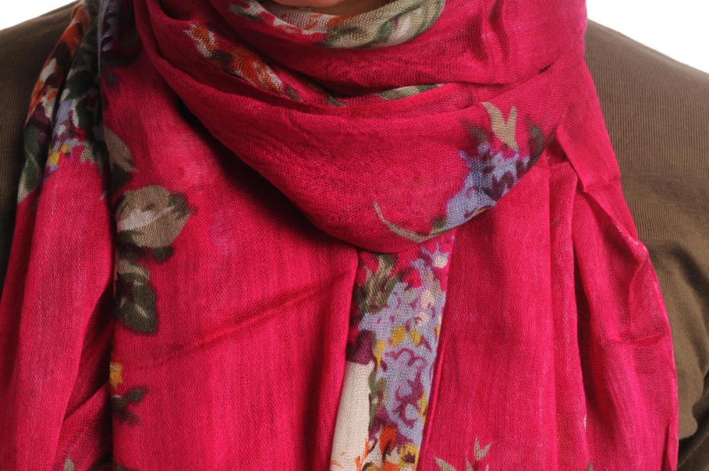 Liss Kiss Vintage Impressionist Flowers With Tassels On Dark Pink - Scarf