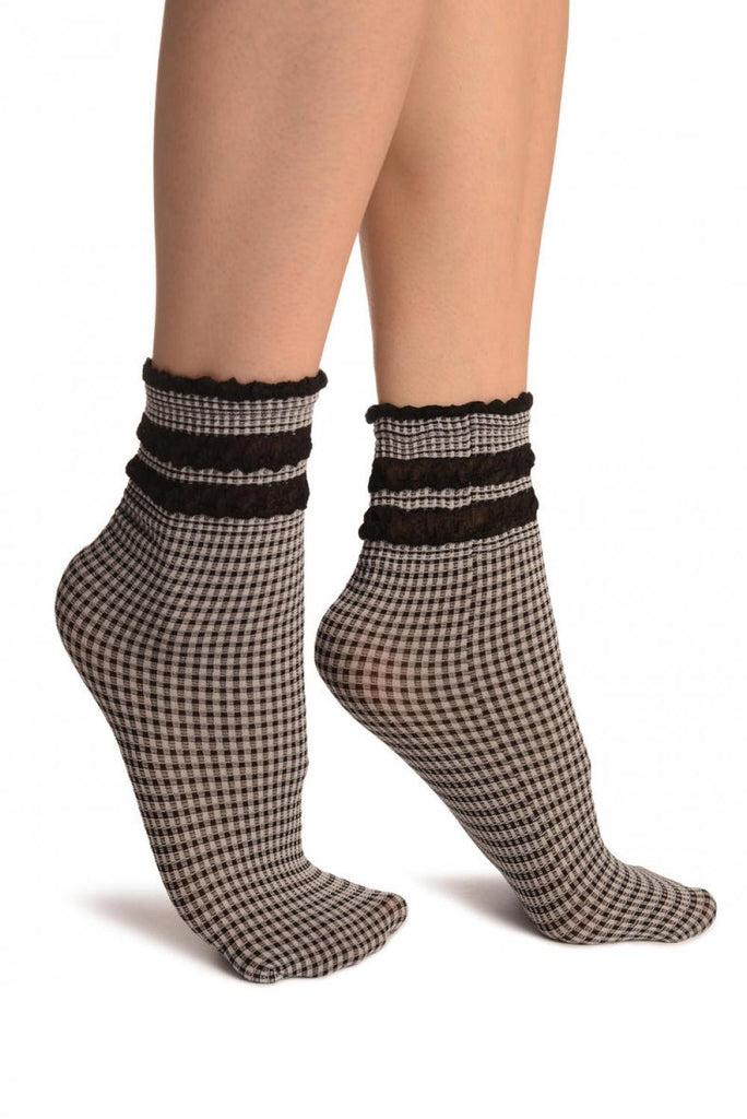 liss kiss White & Black Checkered And Silky Comfort Top Ankle High Socks - Socks