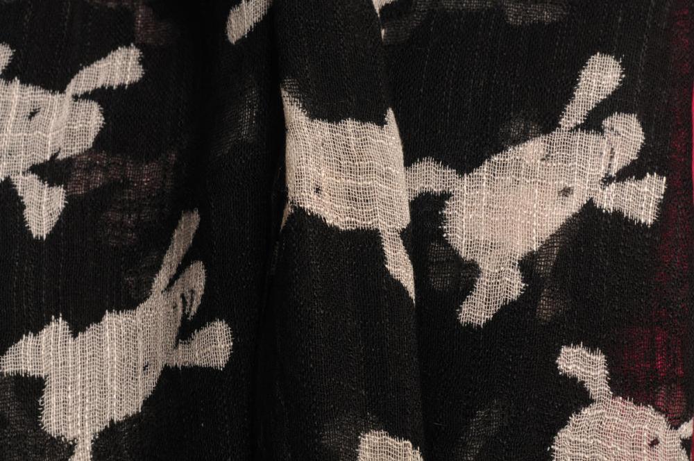 Liss Kiss White Crossbones On Black With Tassels - Scarf