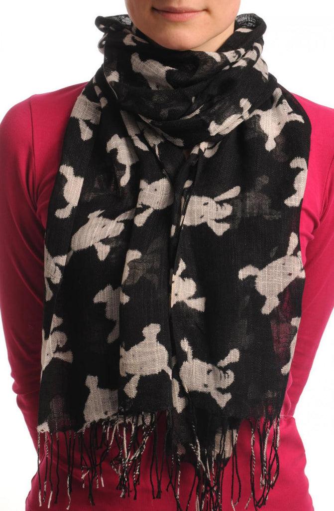 liss kiss White Crossbones On Black With Tassels - Scarf