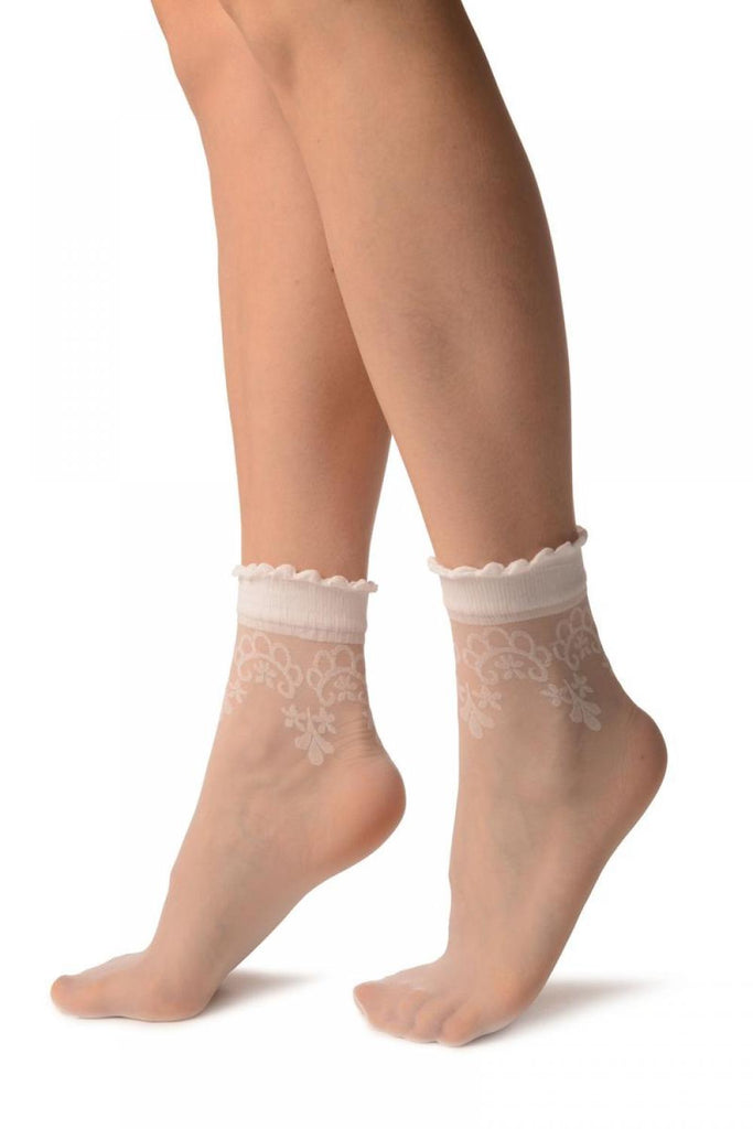 Liss Kiss White With Large Woven Flowers Top Ankle High Socks - Socks